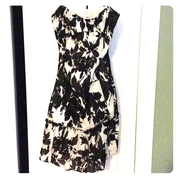 Loft dress - Picture 1 of 3